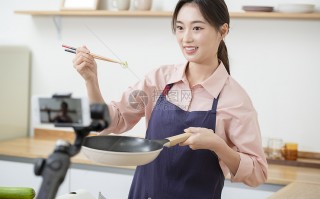 做菜短视频剪辑 花半小时剪辑一条视频，收益121元，我只用了这七步